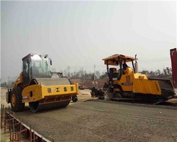 成都?jí)郝窓C(jī)租賃客戶見(jiàn)證