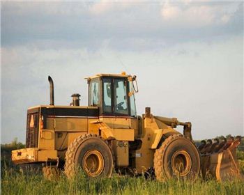 成都推土機租賃要知道的推土機結(jié)構(gòu)