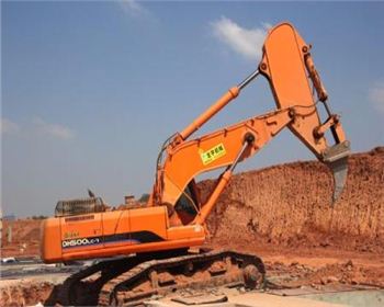 成都沖擊壓路機租賃公司的壓路機都是如何維護的？