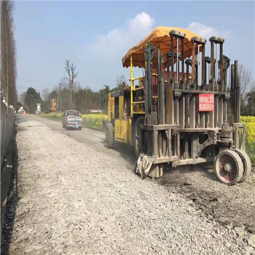 多錘頭破碎機(jī)施?前的準(zhǔn)備?作有哪些方面？