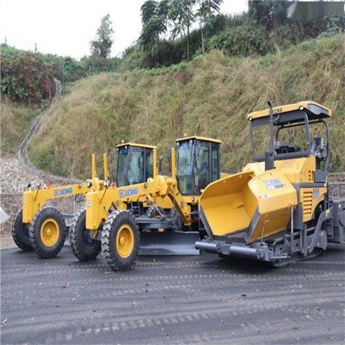 攤鋪機(jī)和平地機(jī)：功能大不同，工程人選對(duì)不踩坑！